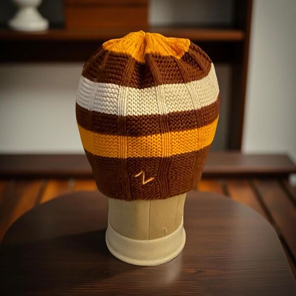 Zephyr MN Golden Gophers Knit Reversable Gopher Mascot Beanie Brim Skull Cap - Picture 3 of 9